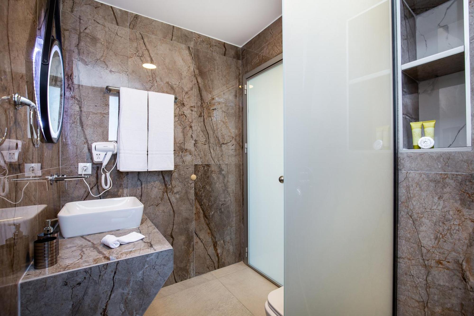 Vlashi Apartments ลิเมนาเรีย ภายนอก รูปภาพ